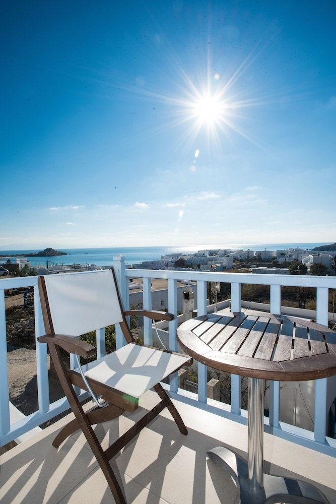 Hotel Nireas Villa