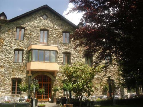 Hotel Hostal Vall D'�neu