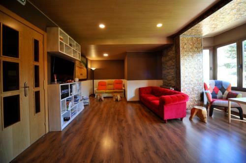 Hotel Hostal Vall D'�neu