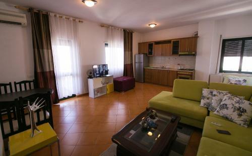 Sky Center Apartment