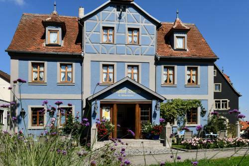 Hostal Hotel Bezold