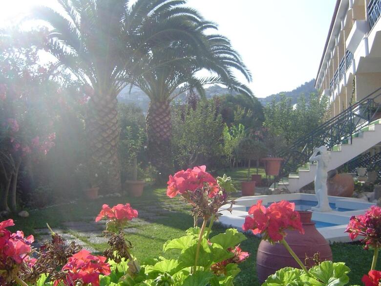 Hotel Paradise