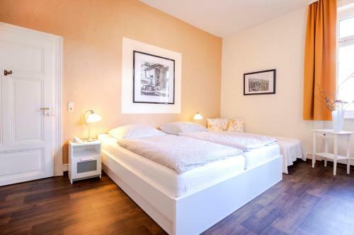 Hajo�s Germania Lodge & Irish Pub