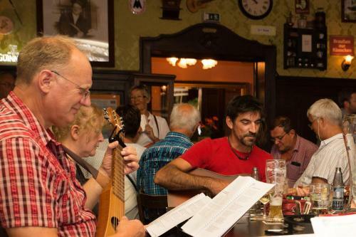 Hajo�s Germania Lodge & Irish Pub