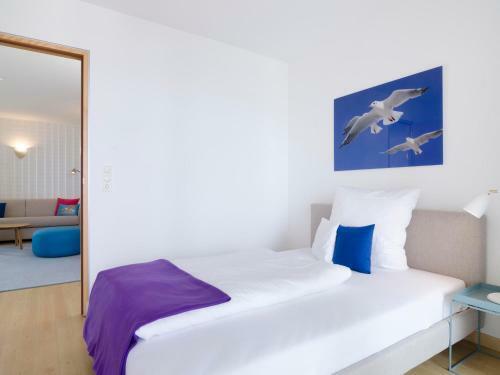 Atoll Apartments