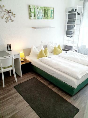 Hostal Hotel Deutschherrenhof