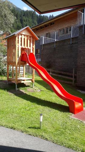 Apartamento Alpin Chalet Schr�cken