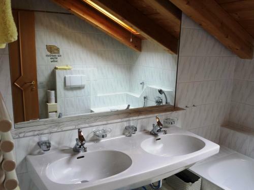 Hostal G�stehaus Gerti