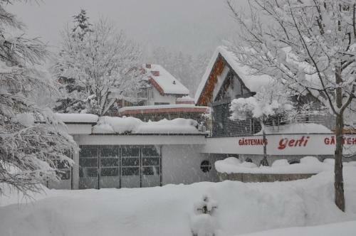 Hostal G�stehaus Gerti