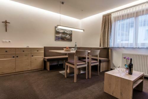 Aparthotel Tschanun Garni