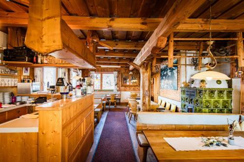 Hostal Holzhackerstube