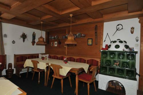 Hostal Fr�hst�ckspension & Appartements Eugenie