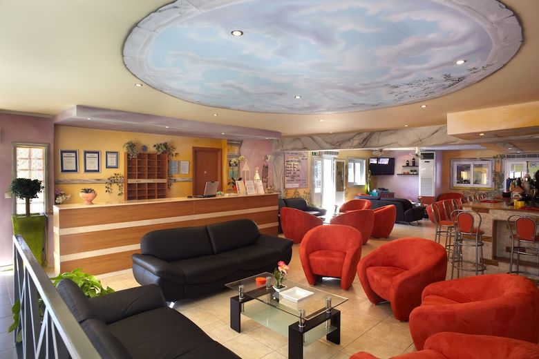 Marietta Hotel Apartments