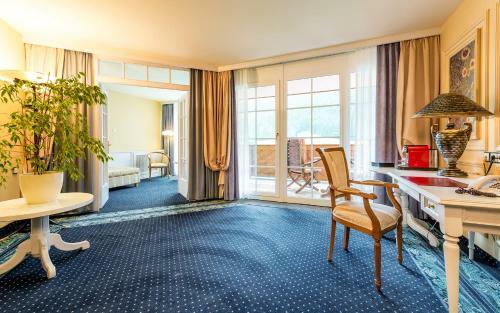 Traumhotel ...liebes Rot-fl�h