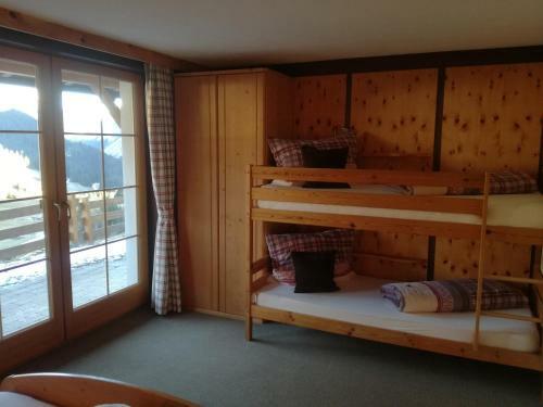 Apartamento H�us`l Am Ruan