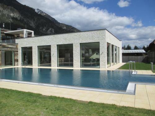 Schluga Spa Apartments & Mobile Homes