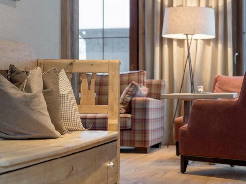 Burghotel Alpengl�hn