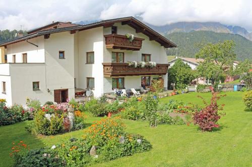 Hostal Pension Aloisl`s Harmonie