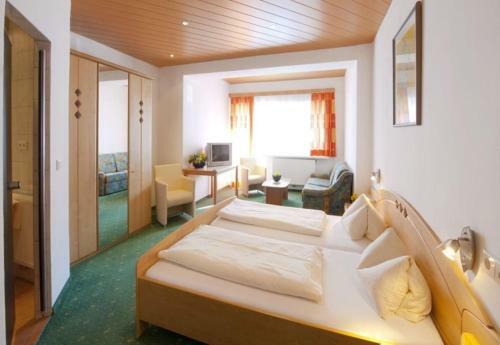 Clubhotel G�tzens