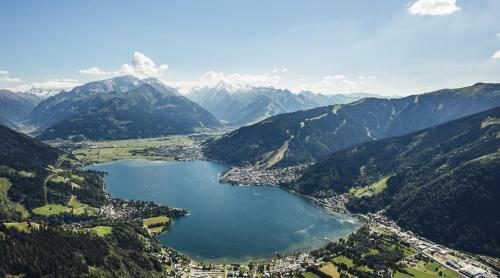 Ski & Golf Apartment Zell Am See