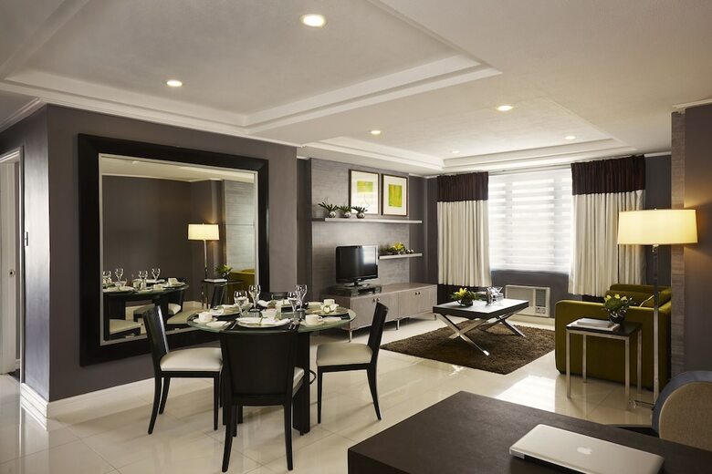 Hotel Astoria Plaza
