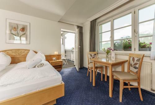 Hostal Cafe Pension Kitzer