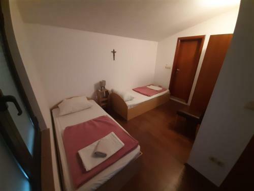 Hostal Rooms Mario