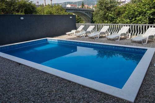 Hostal Apartments Aldi