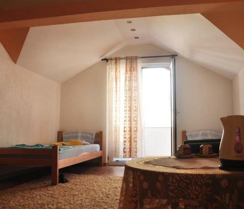 Hostal Guest House Mirza