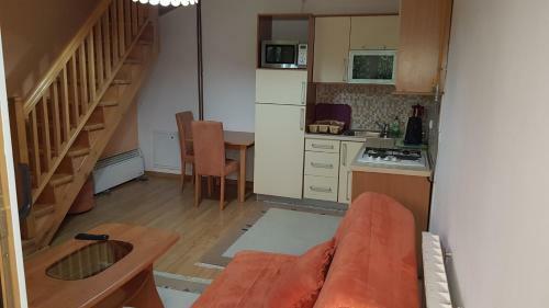 Ado's Apartments