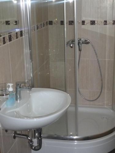 Hostal Pansion Mara I Pavo