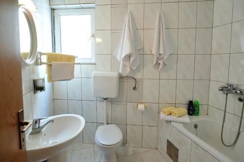 Hostal Pansion Palace