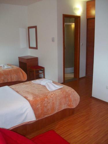 Hostal Pansion ?kegro