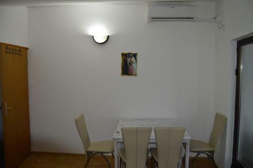 Bed & Breakfast Rooms Modana