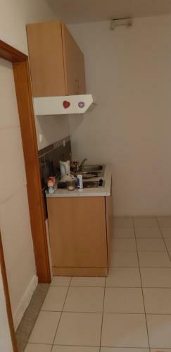 Hostal Apartman Carine