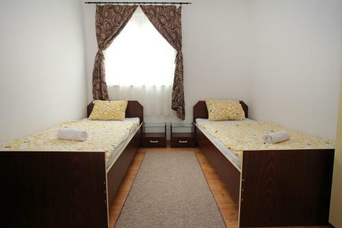 Apartment Adel