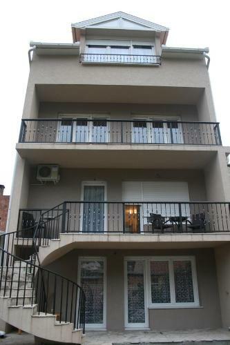 Hostal Villa Tajra Nur