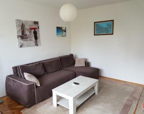 Apartment Halvadom