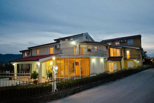 Hostal Pansion Veso
