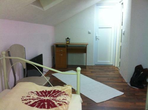 Hostal Pansion Zeyno - Guesthouse 4sisters
