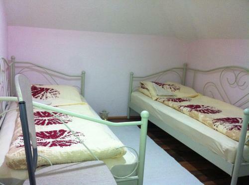 Hostal Pansion Zeyno - Guesthouse 4sisters