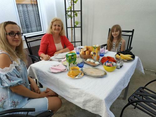 Bed & Breakfast Guest House Nana