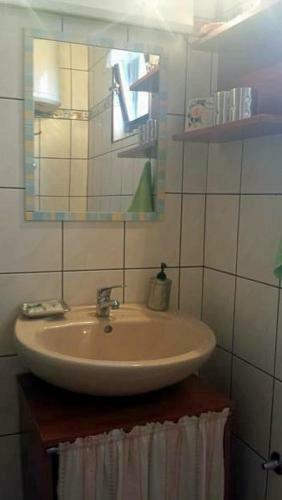 Hostal Old Bridge Room