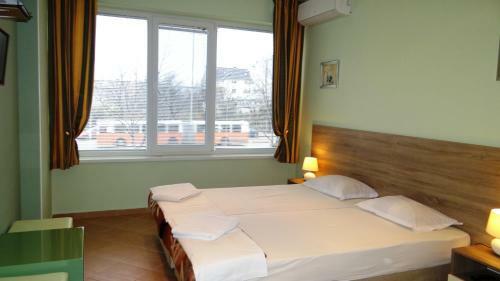 Hostal Guest Rooms Kom