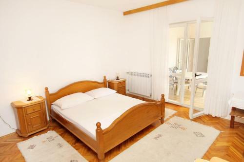 Apartment Selce 5496a