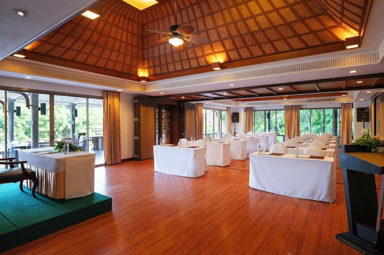 Hotel Springfield Village Golf & Spa
