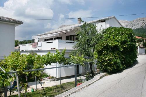 Apartment Baska 5411a