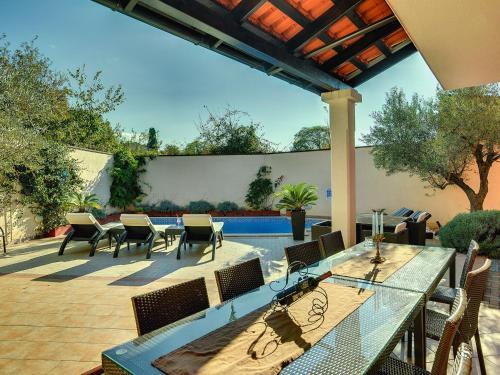 Holiday Home Bubi