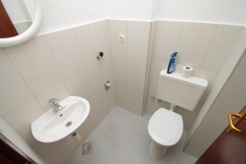 Apartment Baska Voda 6848a