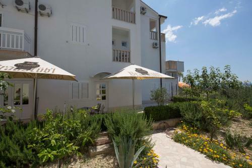 Apartamentos Villa Ruza